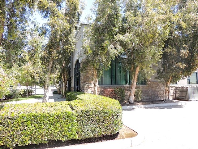 More Photos Of 1614 E Holt Blvd, Ontario Office For Lease