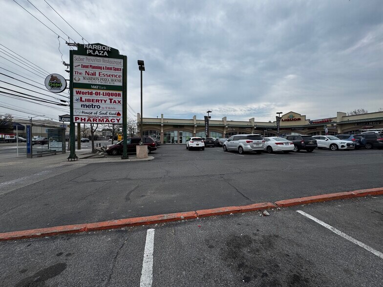 More Photos Of 2220 Forest Ave, Staten Island Freestanding For Sale