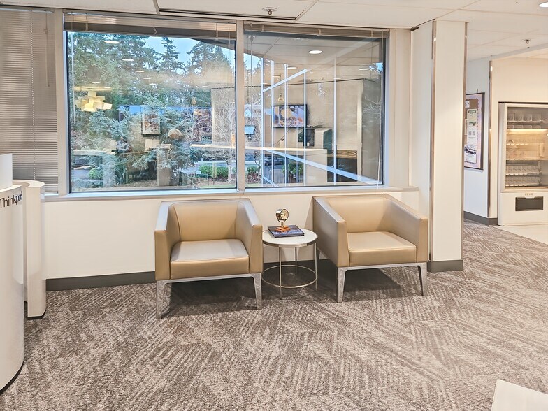 More Photos Of 11900 NE 1st St, Bellevue Coworking Space