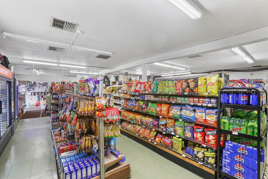 More Photos Of 31815 E Historic Columbia RI Hwy, Troutdale Convenience Store For Sale