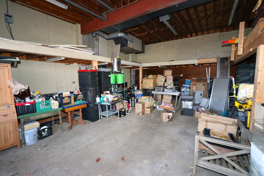 More Photos Of 657 Red Lion Rd, Huntingdon Valley Office Residential For Sale