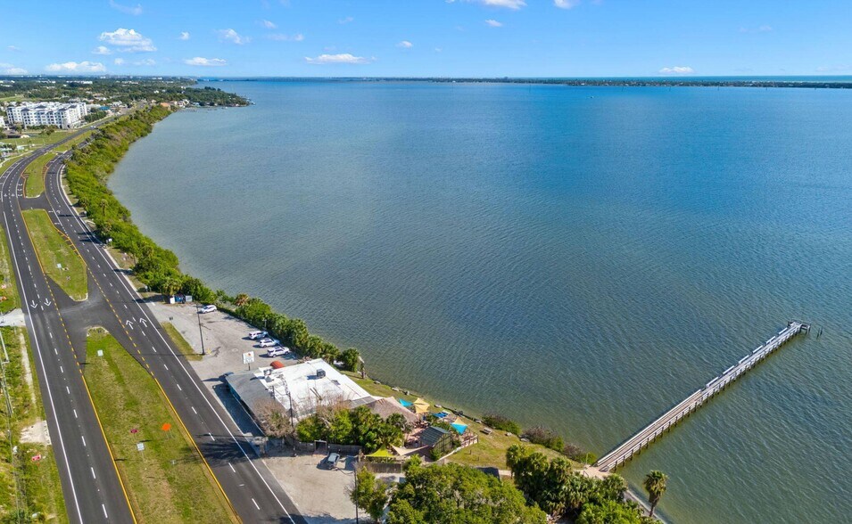 More Photos Of 4845 Dixie Hwy NE, Palm Bay Restaurant For Sale