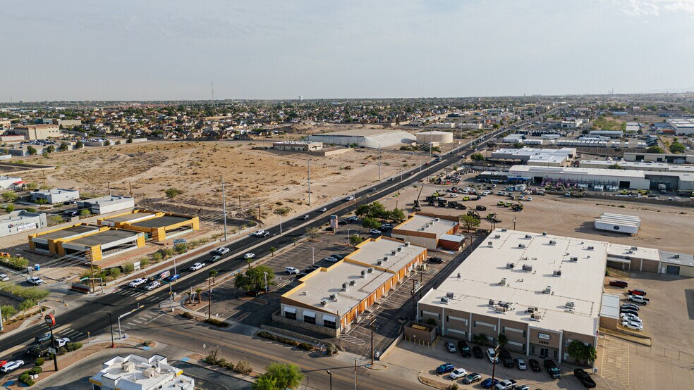 More Photos Of 1368 N Zaragoza Rd, El Paso Storefront For Lease