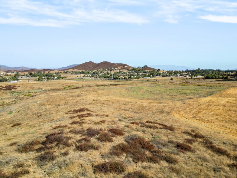 More Photos Of 0 Loretta Ave, Menifee Land For Sale