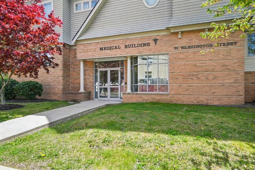 More Photos Of 91 Washington St, Taunton Medical For Lease