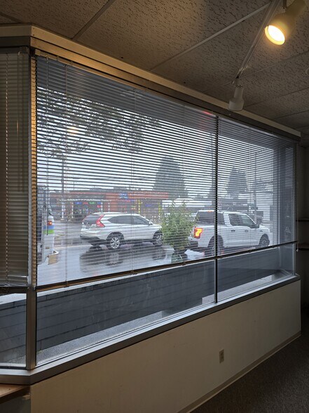 More Photos Of 8001-8007 Lake City Way NE, Seattle Unknown For Lease