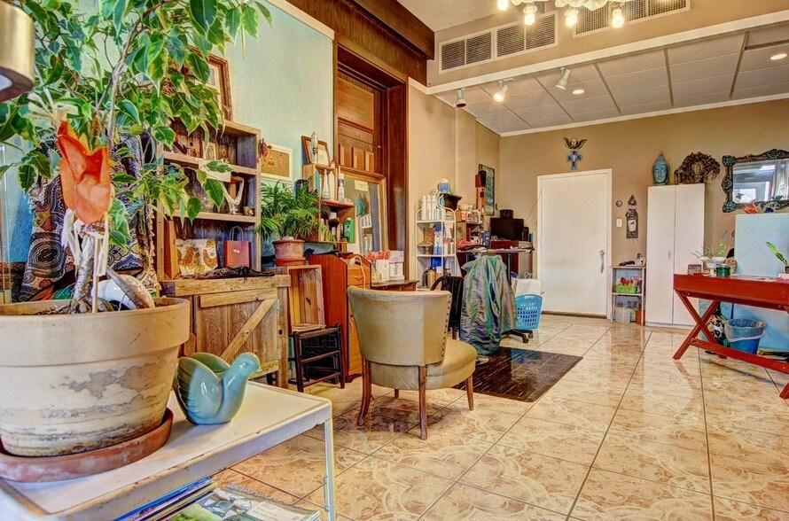 More Photos Of 4600 Ocean Dr, Corpus Christi Apartments For Sale