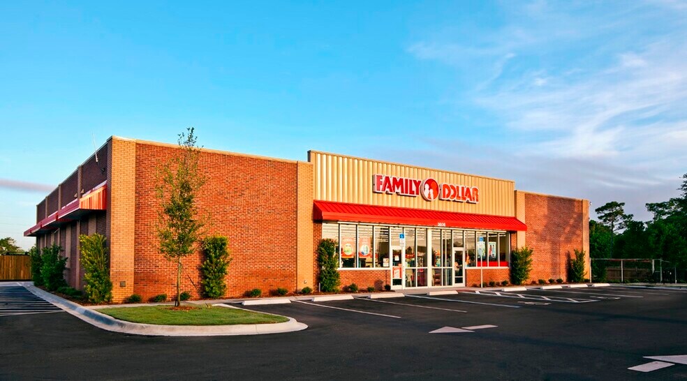 Primary Photo Of 204 Highway 98, Carrabelle General Retail For Sale