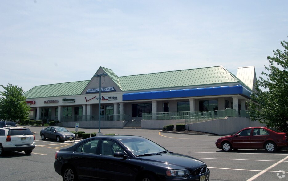 More Photos Of 1075 State Route 34, Matawan Unknown For Lease