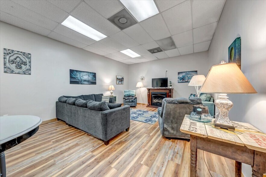 More Photos Of 106 W Laurel St, Scottsboro Office Residential For Sale