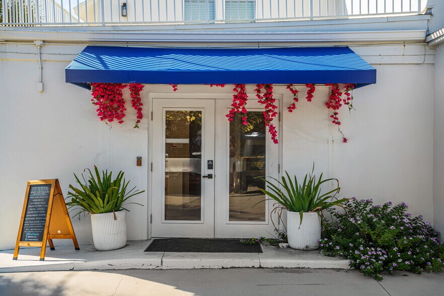 More Photos Of 9300 N A1A, Vero Beach Freestanding For Sale