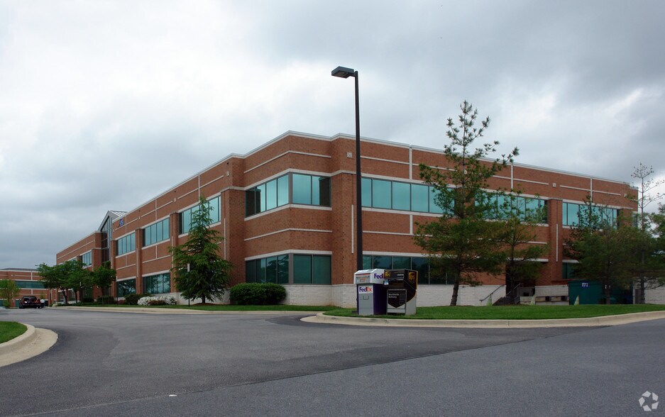 More Photos Of 20430 Century Blvd, Germantown Light Manufacturing For Lease