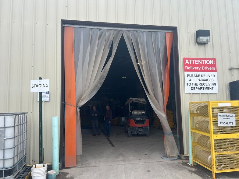 More Photos Of 112 Corporate Dr, Morgantown Warehouse For Sale
