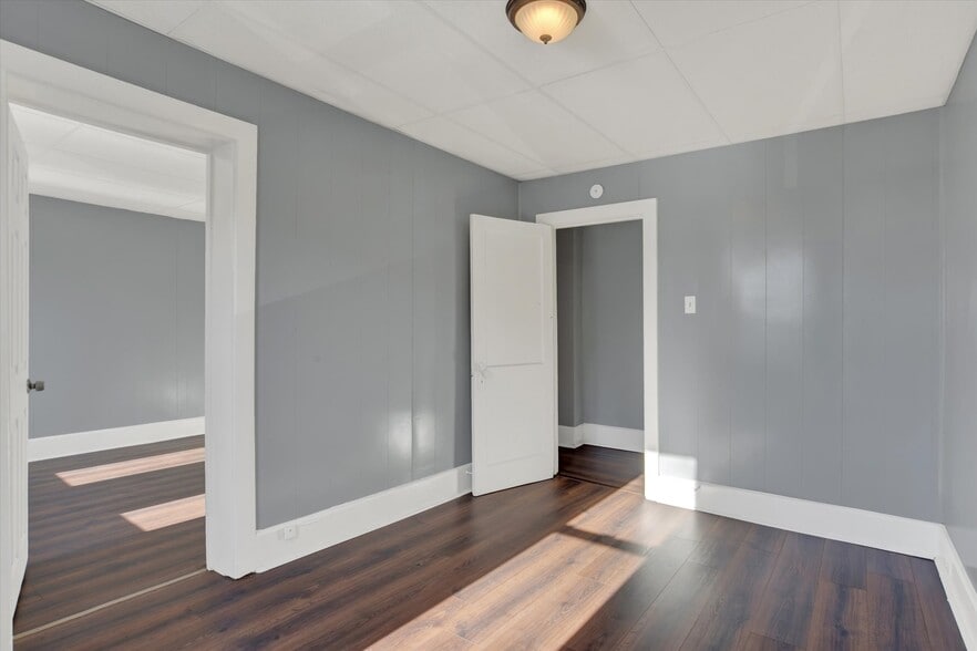 More Photos Of 33 S 18th St, Harrisburg Apartments For Sale