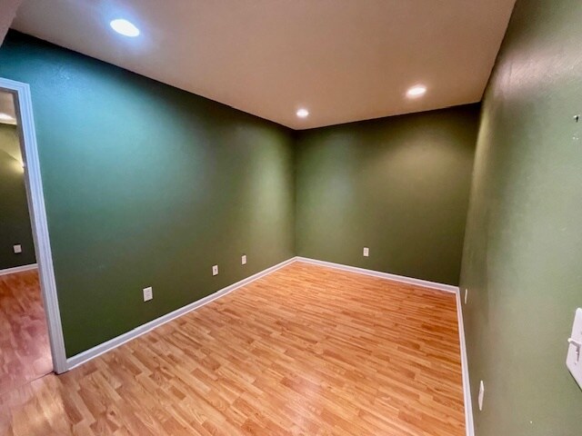 More Photos Of 475 Western Dr, Sikeston Flex For Sale