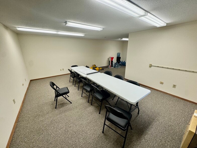 More Photos Of 24 West Rd, Ellington Apartments For Sale