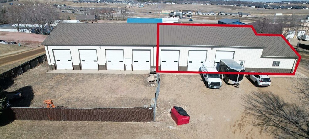 More Photos Of 1109 S Commerce Ave, Sioux Falls Industrial For Lease