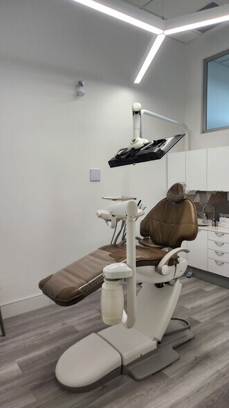 More Photos Of 20826 72 Av, Langley Healthcare For Sale