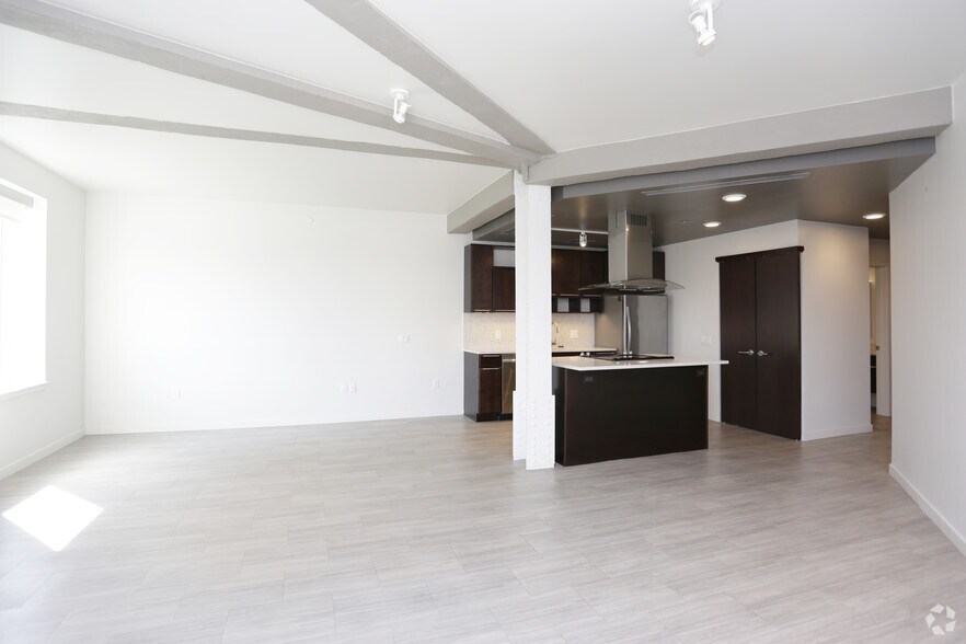 More Photos Of 55 Ionia Ave NW, Grand Rapids Apartments For Sale