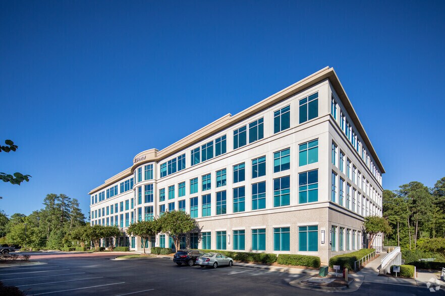 More Photos Of 2121 RDU Center Dr, Morrisville Office For Lease