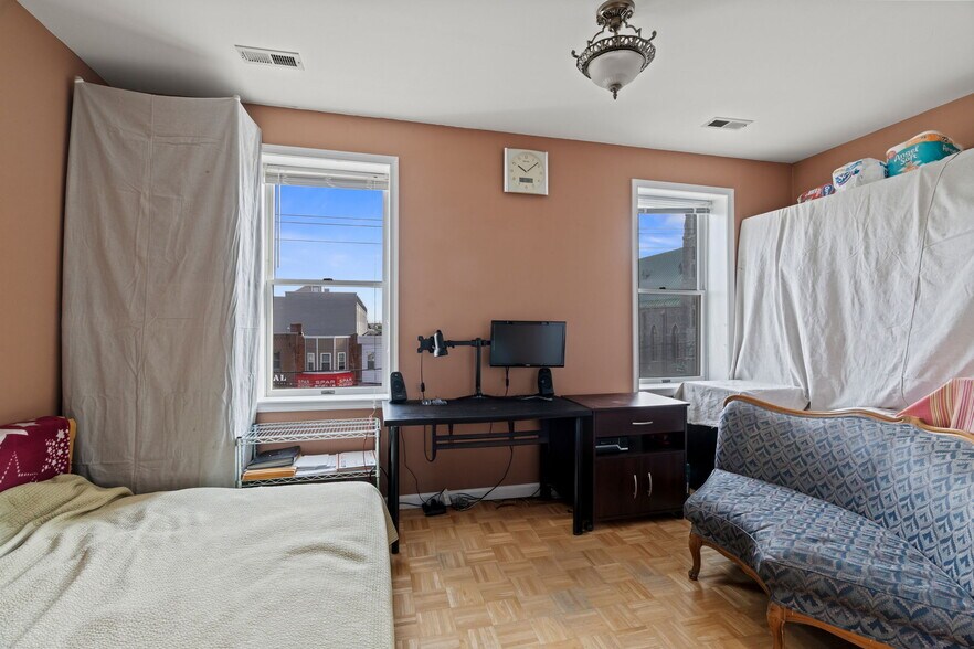 More Photos Of 2626 E Allegheny Ave, Philadelphia Office Residential For Sale