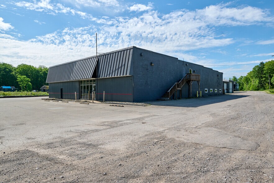 More Photos Of 7464 Sharon Mercer Rd, Mercer General Retail For Sale
