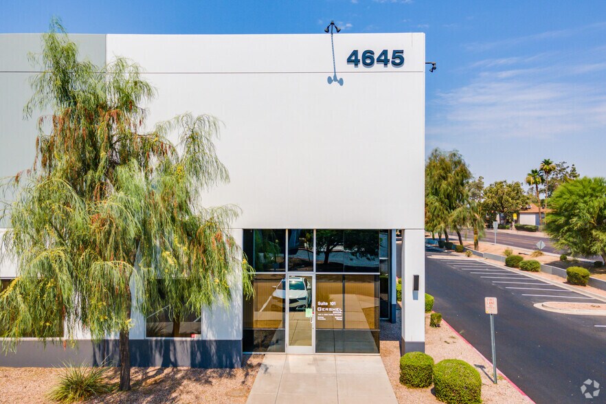 More Photos Of 4645 W McDowell Rd, Phoenix Warehouse For Lease