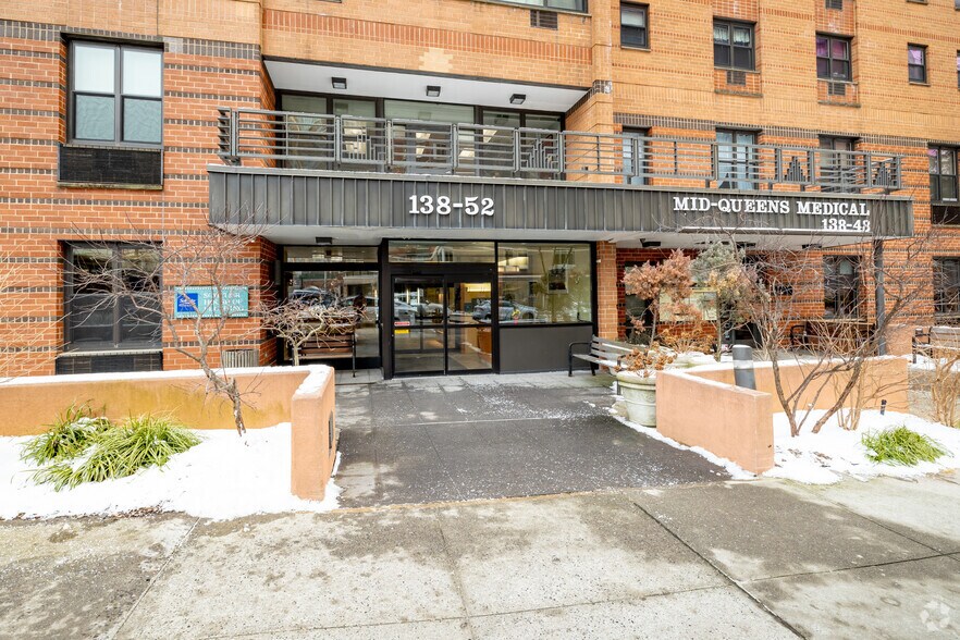 More Photos Of 138-48-138-52 Elder Ave, Flushing Apartments For Lease
