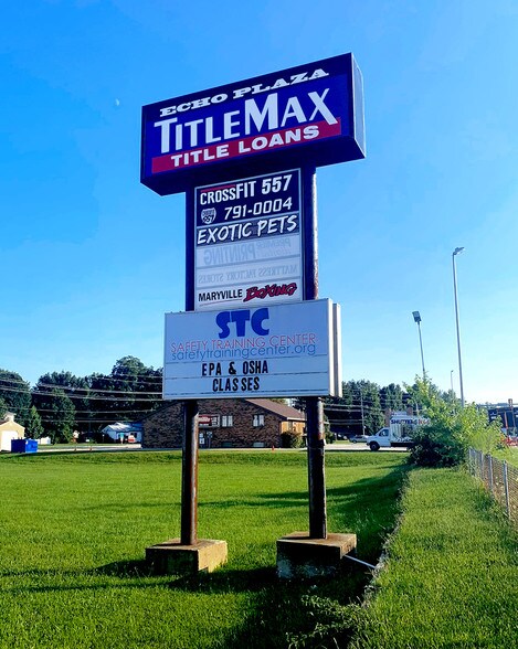 More Photos Of 2533-2549 Vandalia St, Maryville General Retail For Lease