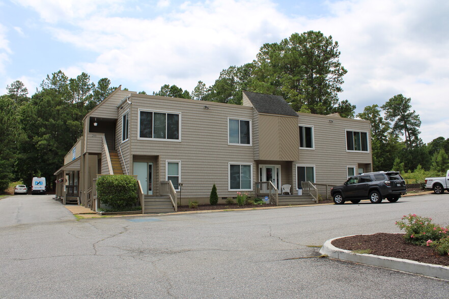 Primary Photo Of 13541 E Boundary Rd, Midlothian Office For Lease