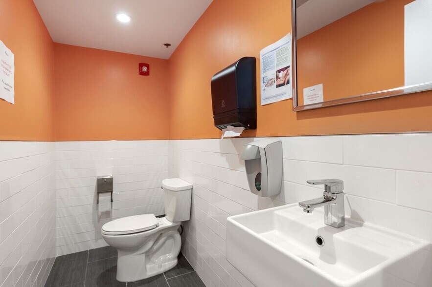 More Photos Of 18 Shepard St, Brighton Coworking Space