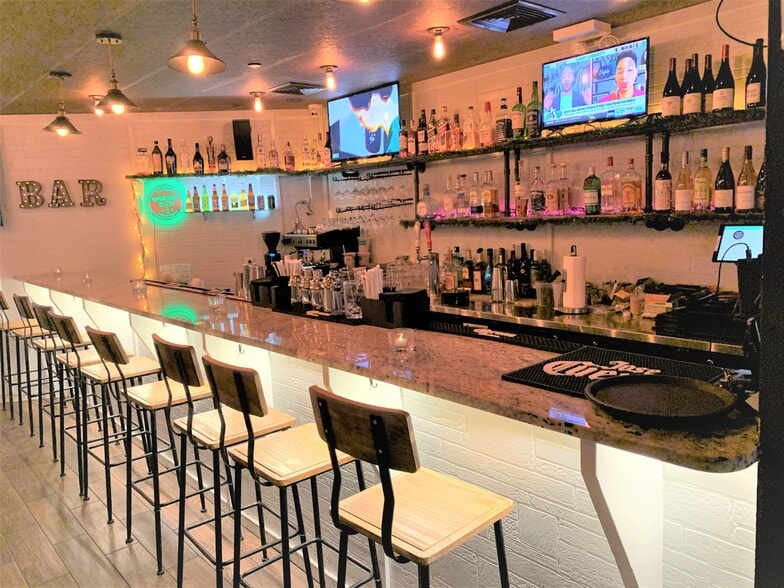 More Photos Of 17 Old Fulton St, Brooklyn Storefront Retail Residential For Lease