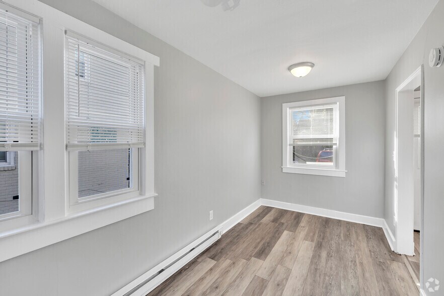 More Photos Of 307 W Little Creek Rd, Norfolk Apartments For Sale