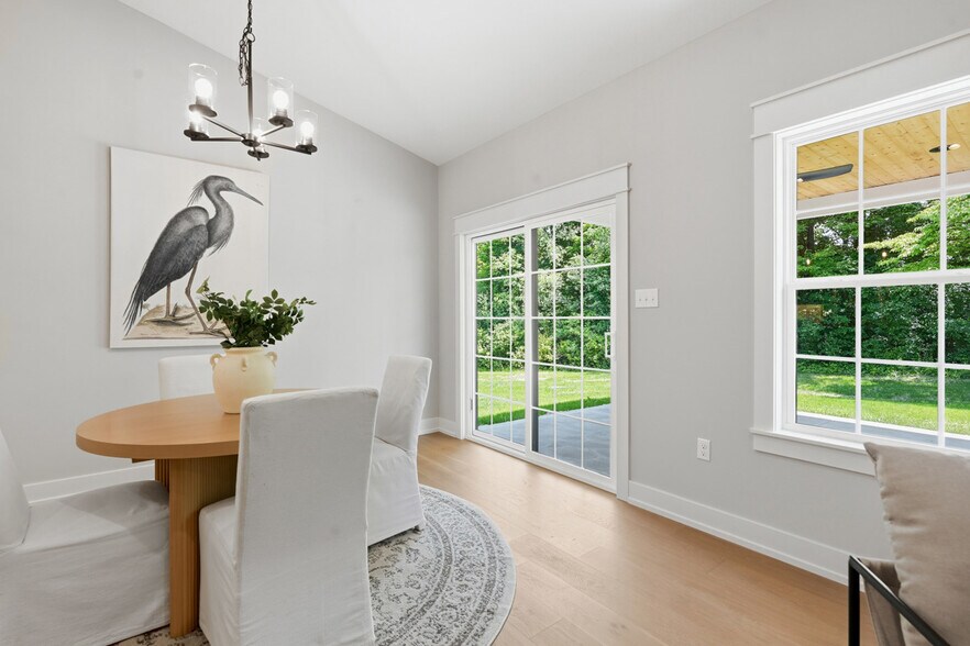 More Photos Of 100 Huselton Dr, Butler Specialty For Sale