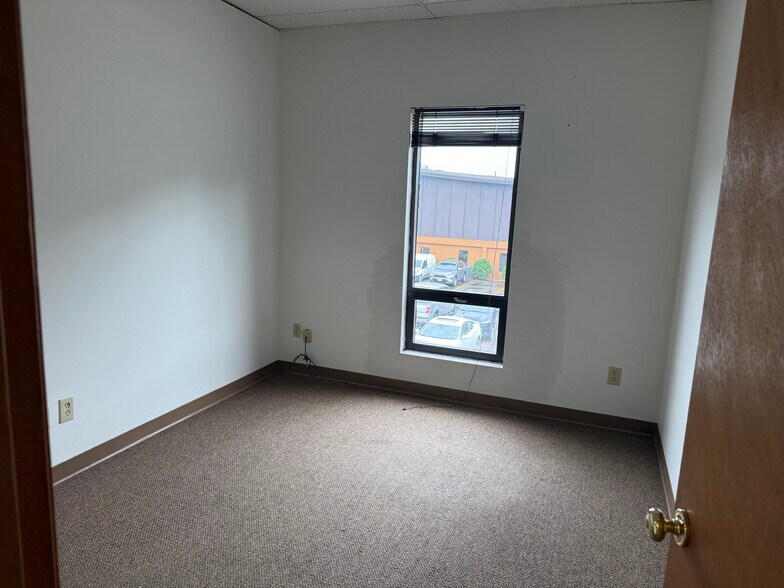 More Photos Of 132 Central St, Foxborough Medical For Sale