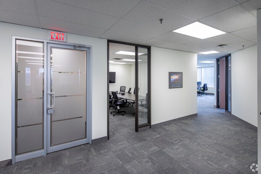 More Photos Of 90 Allstate Pky, Markham Unknown For Lease