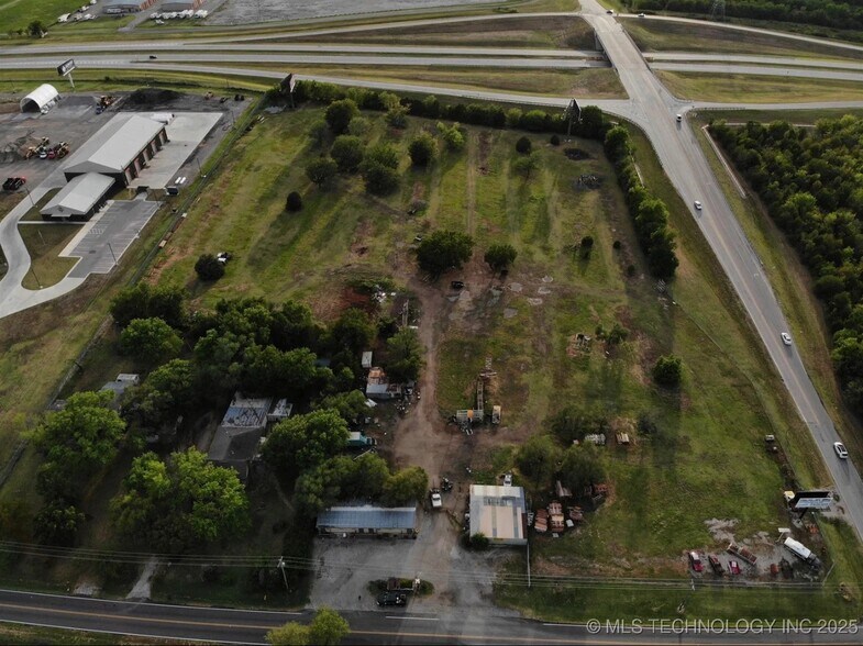 Primary Photo Of 11506 N Yale Ave, Sperry Land For Sale