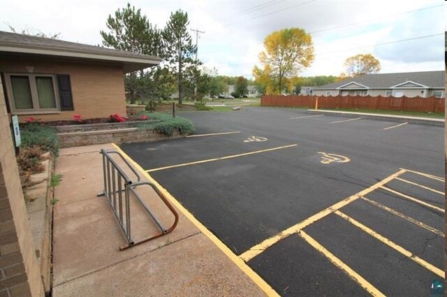 More Photos Of 1419 Beaser Ave, Ashland Office For Lease