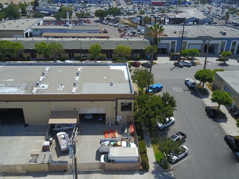 More Photos Of 1640 Hoover Ave, National City Manufacturing For Lease