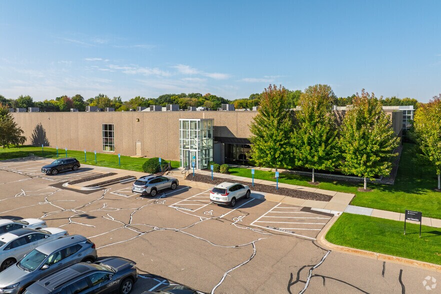 More Photos Of 18651-18691 Lake Dr E, Chanhassen Unknown For Lease