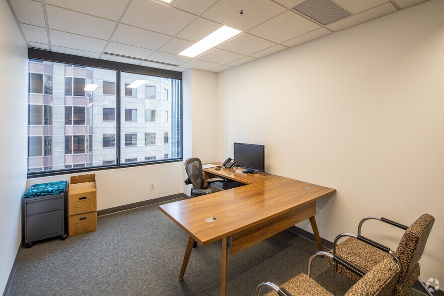 More Photos Of 200 N Broadway, Saint Louis Office For Lease