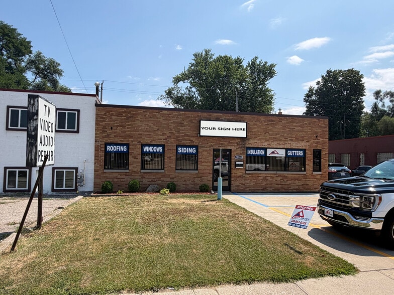 Primary Photo Of 22748 Orchard Lake Rd, Farmington Flex For Sale
