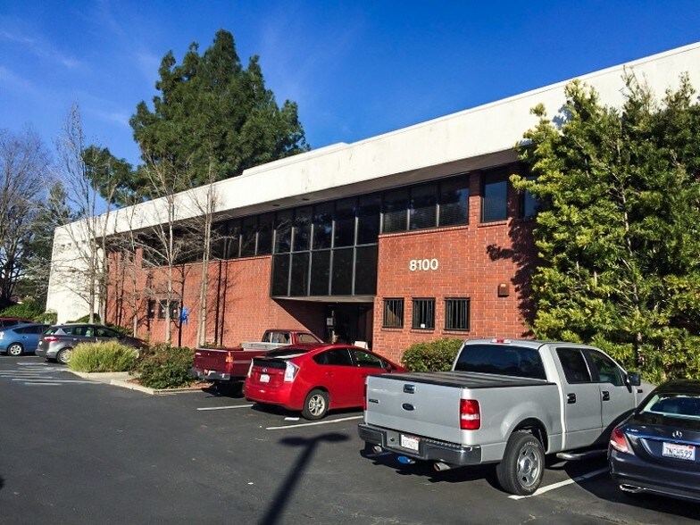 More Photos Of 8110 Timberlake Way, Sacramento Medical For Lease
