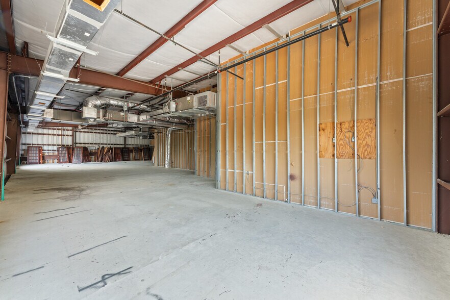 More Photos Of 9223 Broadway St, Pearland Unknown For Lease