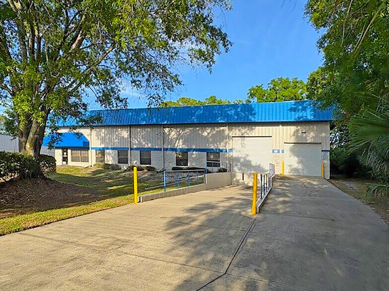 More Photos Of 40 Keyes Ct, Sanford Warehouse For Sale
