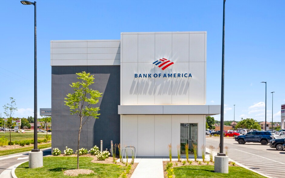 More Photos Of Bank of America, Omaha Bank For Sale