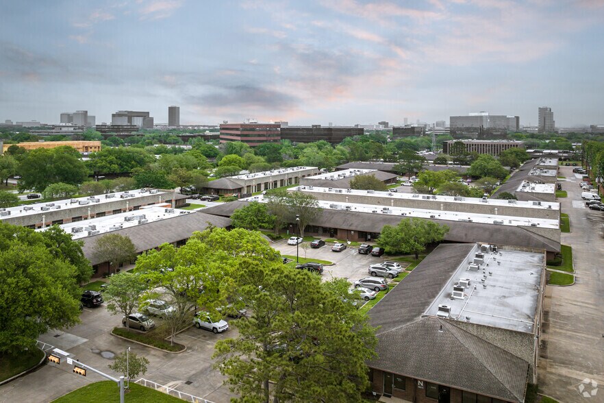 More Photos Of 11201 Richmond Ave, Houston Unknown For Lease