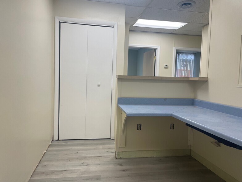More Photos Of 346 Freeport Rd, New Kensington Medical For Lease