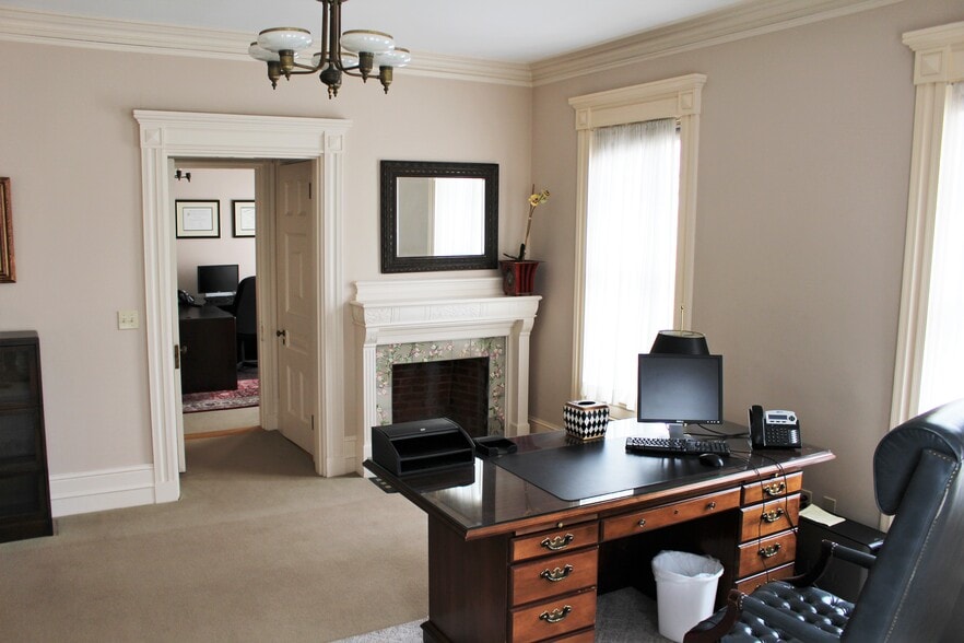 More Photos Of 404 County St, New Bedford Office For Sale