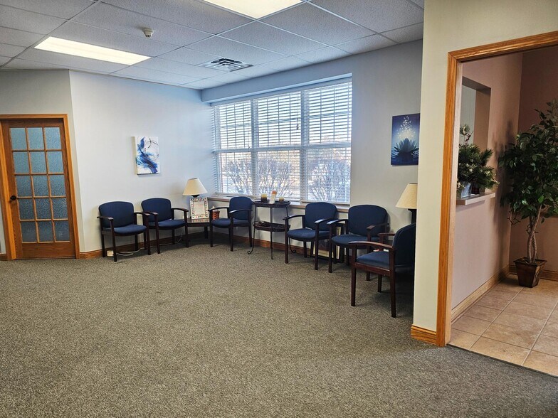 More Photos Of 11520 W 183rd St, Orland Park Medical For Sale